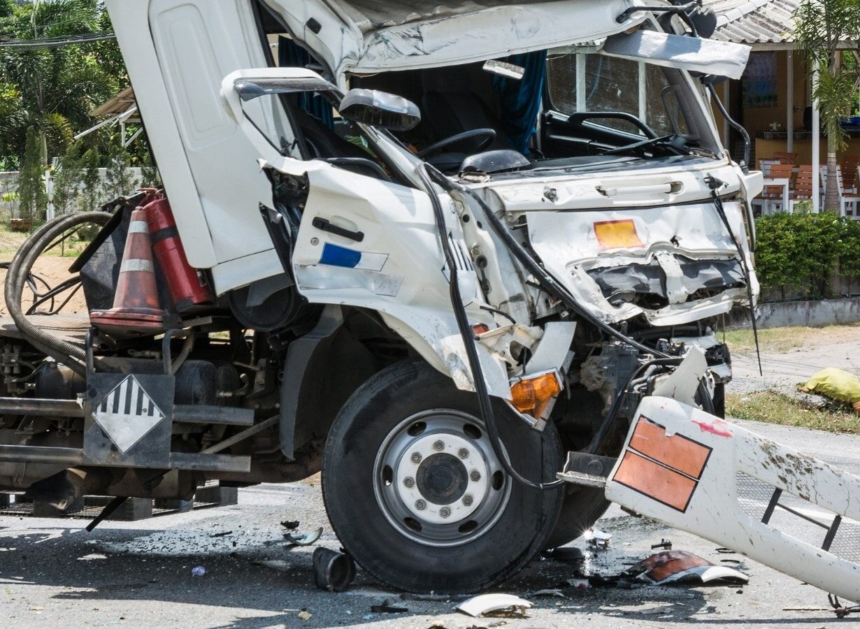 what causes a commercial vehicle accident